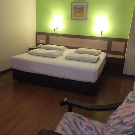The Inn Hotel Kuala Terengganu Esterno foto